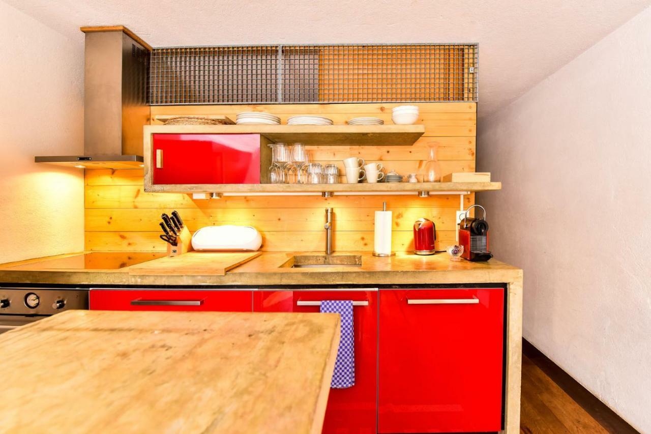 The Old Town Flat Apartment Murten Bagian luar foto