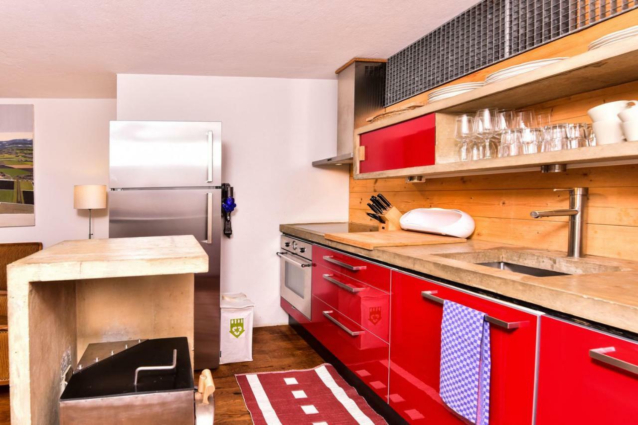 The Old Town Flat Apartment Murten Bagian luar foto